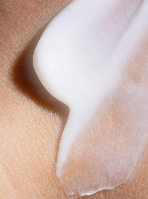Texture soyeuse crème hydratante homme Devoghe – fini velouté non gras absorption rapide