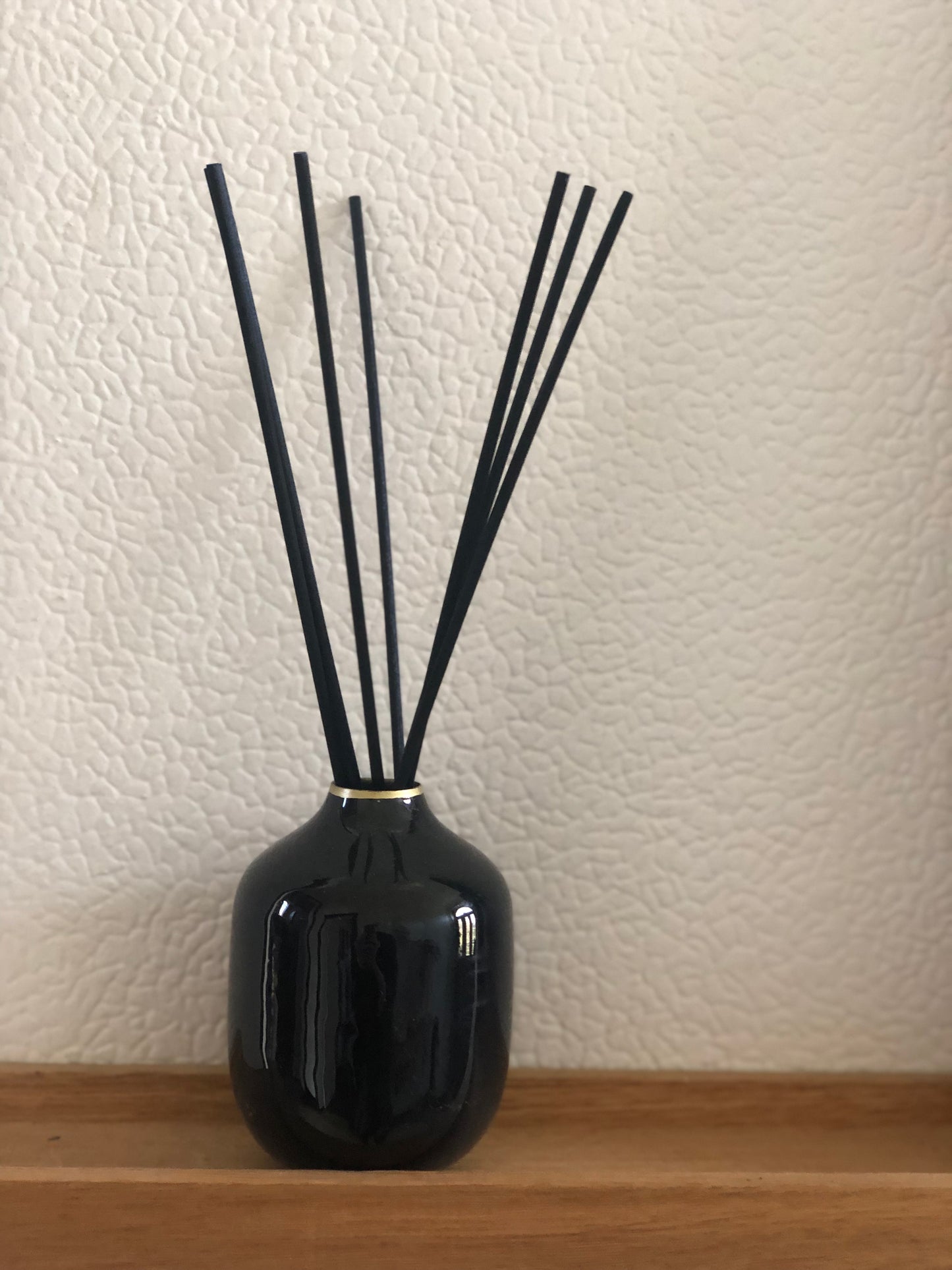Petit Vase Noir pour bouquet parfumé