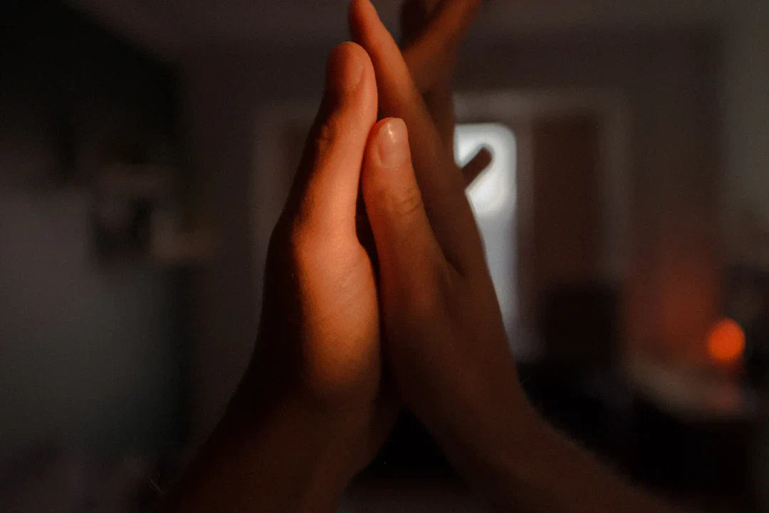 3 Mini-Rituels Devoghe pour un Recentrage Optimal Bild