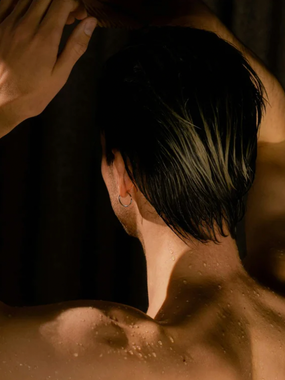 Gommage du cuir chevelu - Romarin & Menthe - Purifie & Nettoie