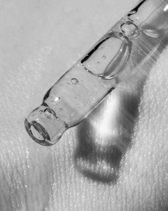 Huile apaisante pour le visage