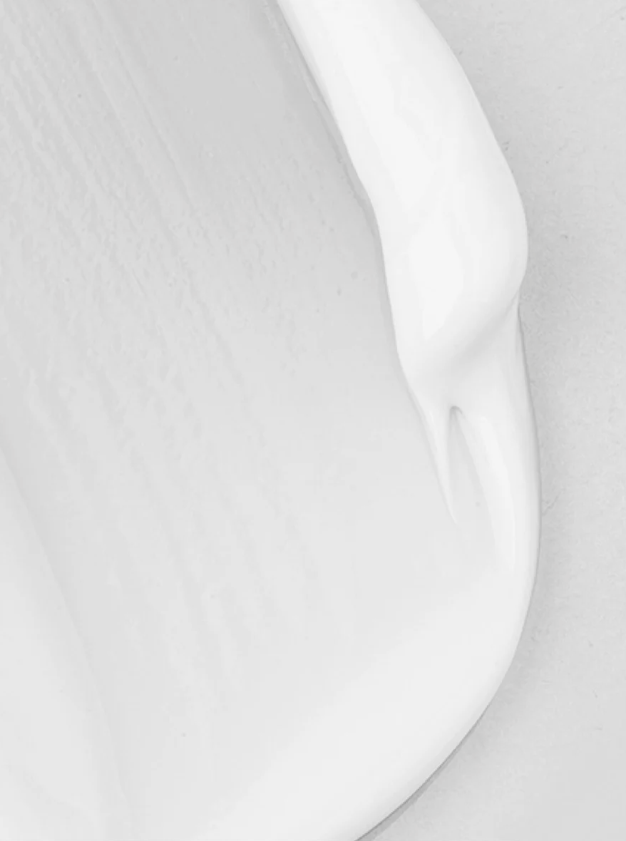 Texture non grasse crème corps urée Devoghe – absorption rapide pour peaux rugueuses