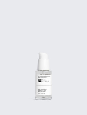 Gel double hydratation +HA – flacon-pompe blanc sur fond gris, soin lissant et repulpant pour la peau.